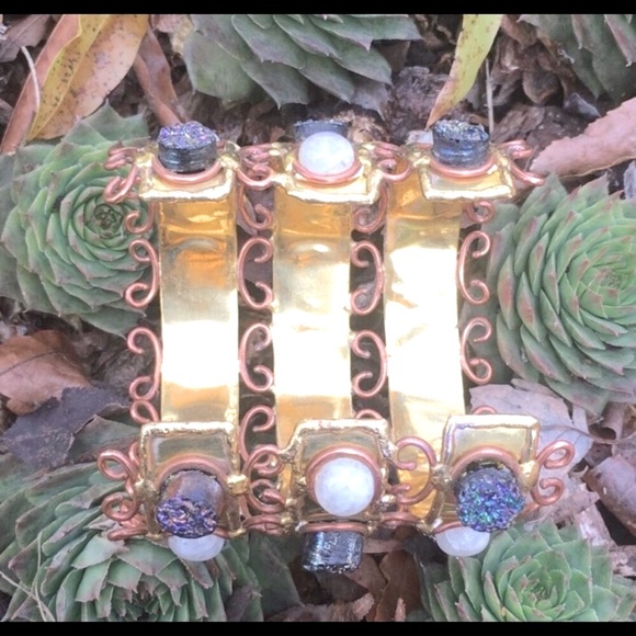 SALE🎅🏻Handmade Druzy & Moonstone Cuff Bangle - Picture 7 of 7